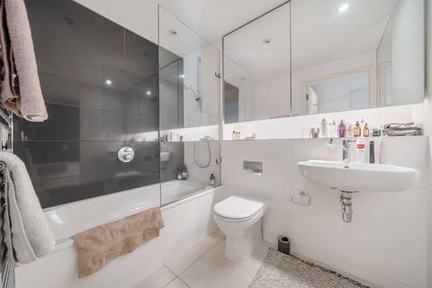 1 bedroom flat for sale, Walworth Road, Elephant and Castle, London, SE1