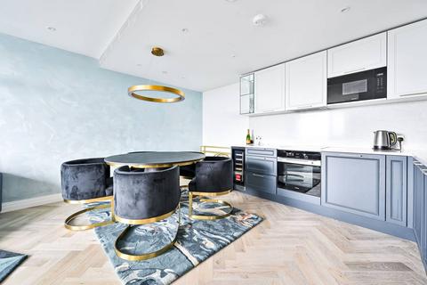 1 bedroom flat to rent, Fulham, Chelsea Creek, London, SW6