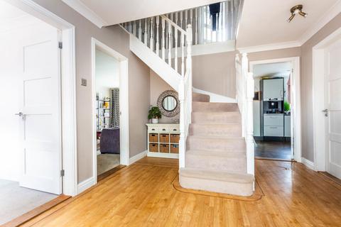 4 bedroom detached house for sale, Yarrow Close, Rushden NN10