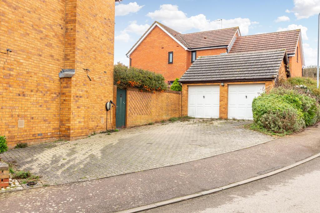 Garage &amp; Parking