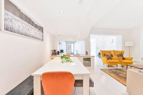 2 bedroom flat to rent, Fairfax Place, Holland Park, London, W14