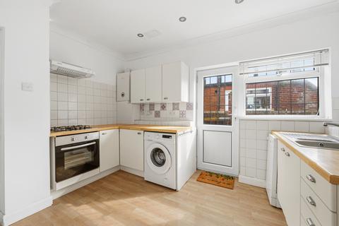 1 bedroom maisonette for sale, Aboyne Drive, Raynes Park SW20