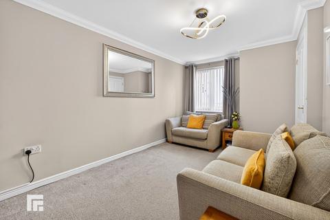 undefined, Ffordd Y Mileniwm, Barry CF62