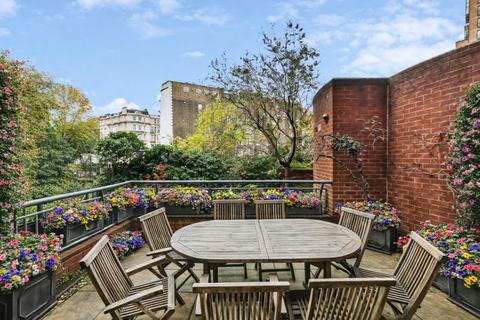 2 bedroom apartment to rent, South Kensington, London