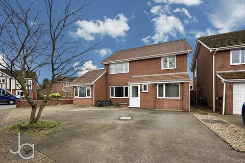 5 bedroom detached house for sale, Pilborough Way, Colchester