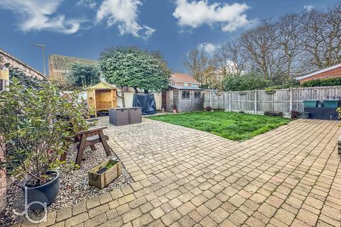 5 bedroom detached house for sale, Pilborough Way, Colchester