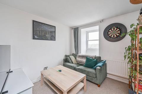 1 bedroom flat for sale, Clapham Common Southside, Abbeville Village, London, SW4
