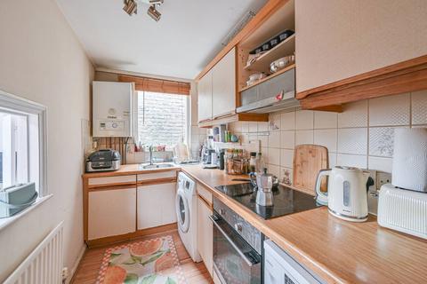 1 bedroom flat for sale, Clapham Common Southside, Abbeville Village, London, SW4