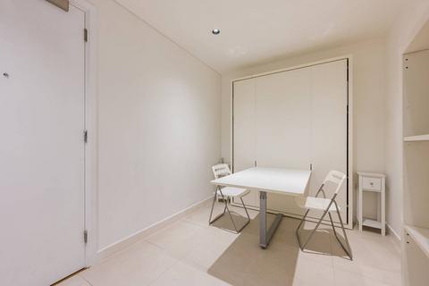 undefined, Cobblestone Square, Wapping, London, E1W