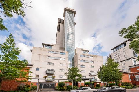 2 bedroom flat for sale, Sark Tower, Thamesmead, London, SE28
