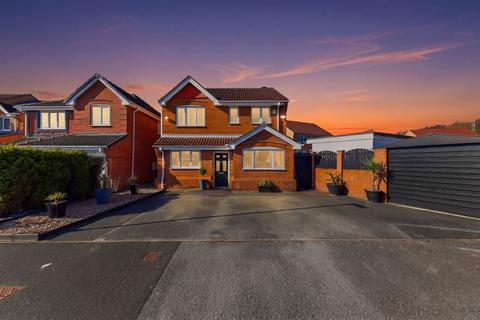 4 bedroom detached house for sale, Elm Crescent, Pontefract WF9
