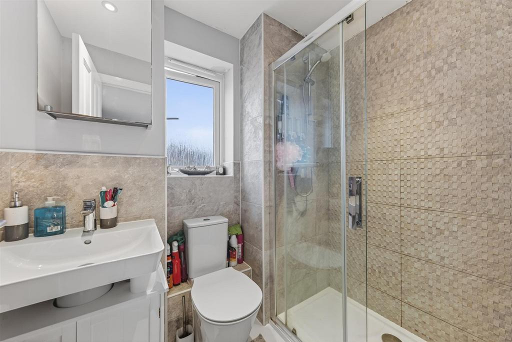 31 Friesland Ave Web23.jpg