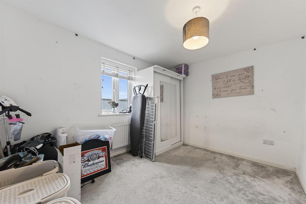31 Friesland Ave Web24.jpg