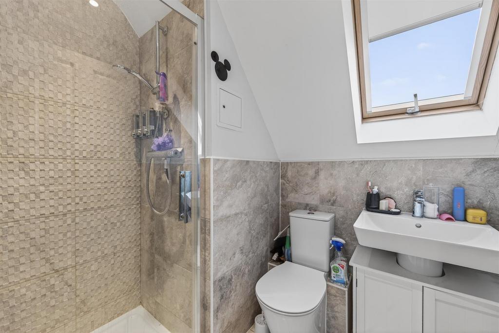 31 Friesland Ave Web28.jpg