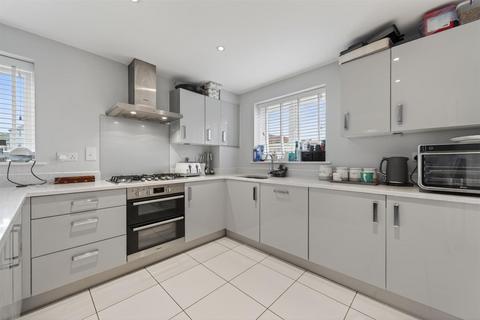 undefined, Friesland Avenue, Milton Keynes MK8