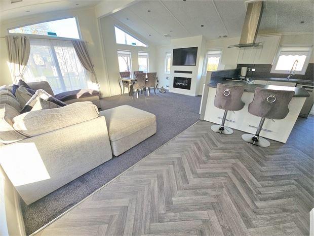 Lounge/Diner