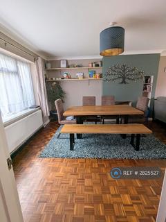 3 bedroom semi-detached house to rent, Strathcona Avenue, Bookham, KT23