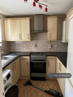 3 bedroom detached house to rent, Sterling Close, Milton Keynes, MK15
