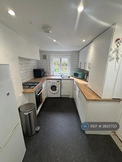 1 bedroom flat to rent, Battersea Bridge Road, London, SW11