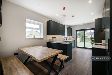 undefined, Tonbridge Road, Maidstone, ME16