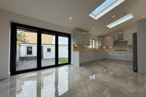 undefined, Woodberry Gardens, London