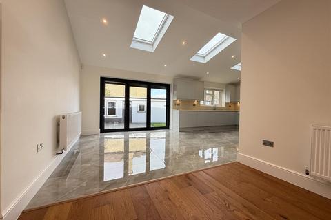 undefined, Woodberry Gardens, London