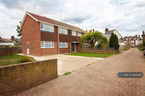 undefined, Bycliffe Terrace, Gravesend, DA11