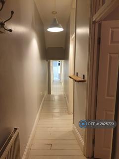 1 bedroom in a house share to rent, Ashvale Road, London, SW17