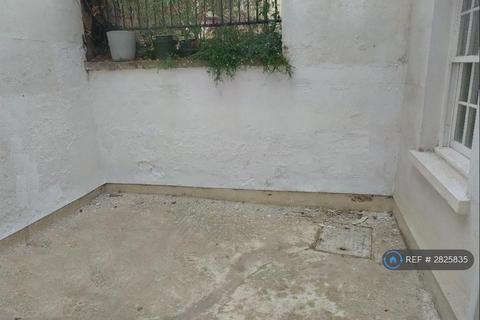 undefined, Old Station Drive, Cheltenham, GL53