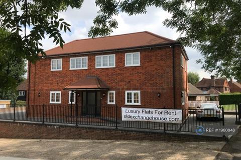 1 bedroom flat to rent, Marford Road, Wheathampstead, St. Albans, AL4