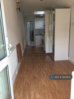 undefined, Clitherow Avenue, London, W7