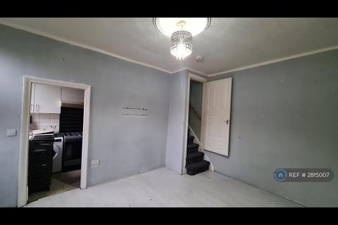 2 bedroom terraced house to rent, Cranbrook Street, Bradford, BD5
