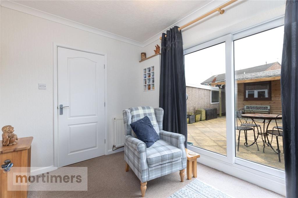Dining/Sitting Room