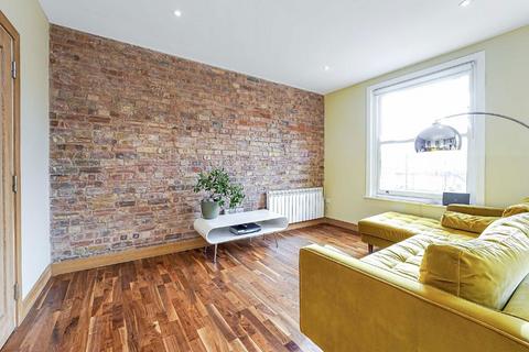 2 bedroom flat to rent, King Street, London W6