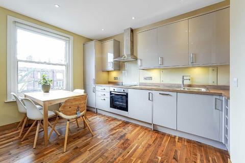 2 bedroom flat to rent, King Street, London W6