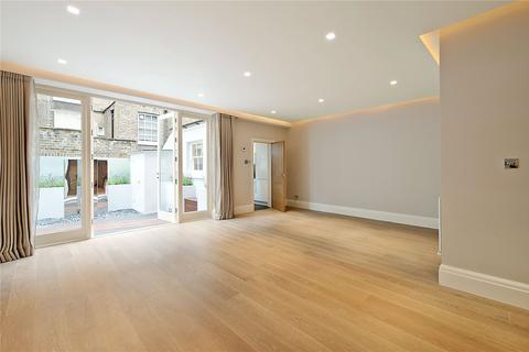 undefined, Cadogan Lane, London, SW1X