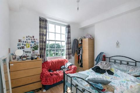 2 bedroom flat to rent, Holloway Road, London