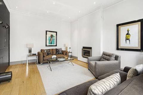 undefined, Cadogan Square, Knightsbridge, London
