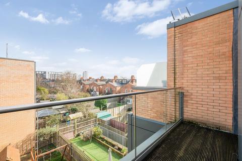 undefined, Brook Lane North, Brentford, TW8