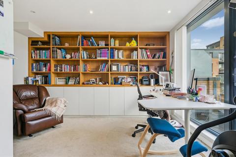 3 bedroom terraced house for sale, Brook Lane North, Brentford, TW8