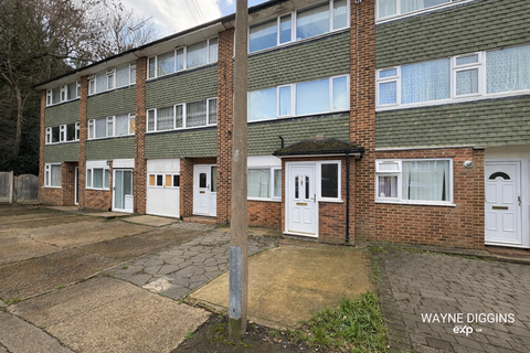3 bedroom terraced house for sale, Rookwood Close, Grays RM17