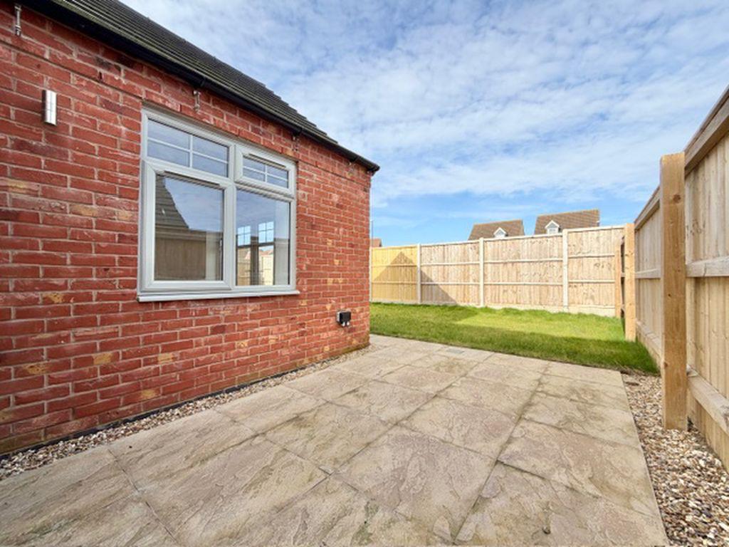PAtio to garden