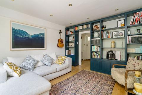3 bedroom semi-detached house for sale, Oakwood Road, Hampstead Garden Suburb, NW11