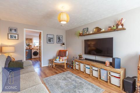 3 bedroom terraced house for sale, Bill Todd Way, Taverham, Norwich