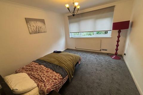 3 bedroom flat to rent, Broadfields Heights, Broadfields Avenue, EDGWARE, Middlesex, HA8 8PF
