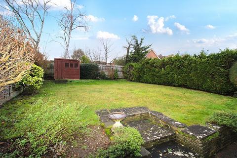 4 bedroom detached house for sale, Epsom
