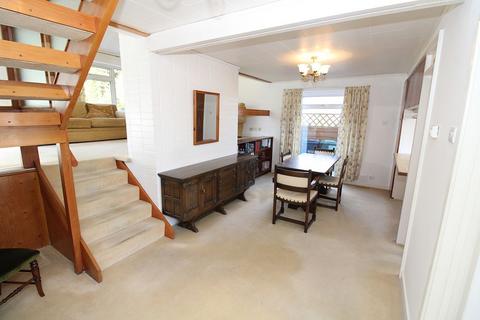 undefined, Epsom