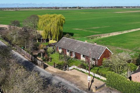 undefined, South-Eau Bank, Throckenholt, PE12