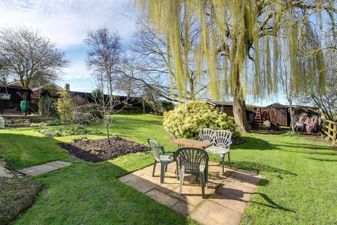 undefined, South-Eau Bank, Throckenholt, PE12