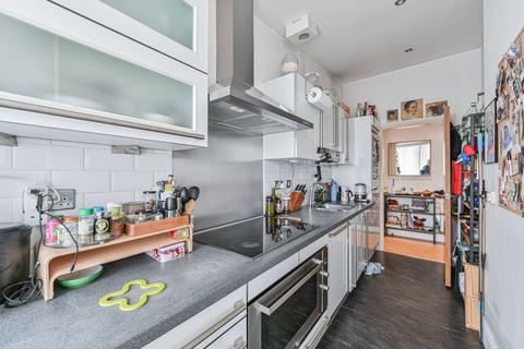 2 bedroom flat for sale, Streatham High Road, Streatham Hill, London, SW16